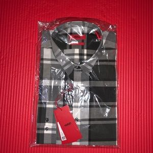 Hugo Boss NWT Slim Fit Button Up Shirt